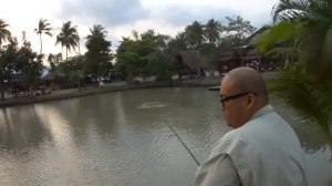 Fishing in Bangkok - Arapaima Gigas - Lure fishing.