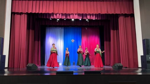 717 Вокальный ансамбль ”Элегия”, п Вохтога Приходи к заветной речке Е Камская Е Михайленко смотреть онлайн