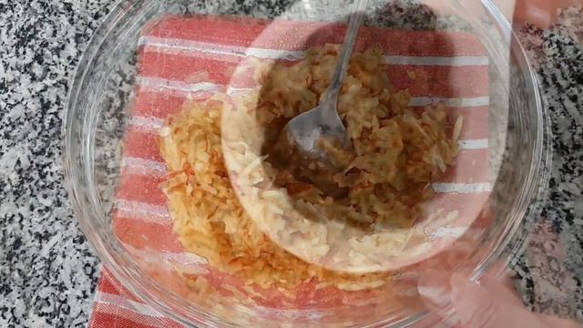 BOLO FOFINHO DE MAÇÃ! COM RECHEIO DELICIOSO E COBERTURA CROCANTE! SEM LEITE E SEM MANTEIGA! смотреть онлайн