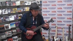 Булат Сыздыков о Traveler Guitar