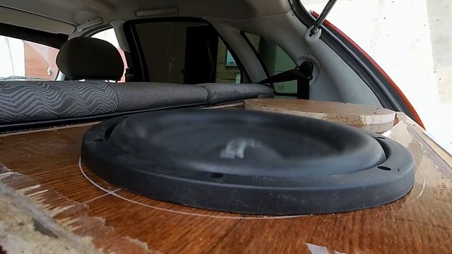 Небольшой флекс и валево Pride Junior 12 в 4 Ом от кикса 1.1000 смотреть онлайн