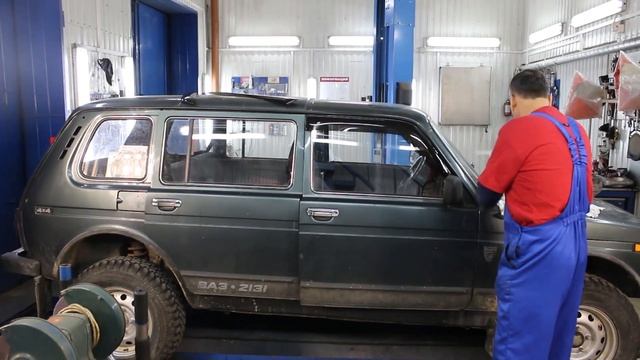 Дефлекторы окон от Cobra Tuning. Пошаговая инструкция. смотреть онлайн