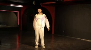 Как научиться танцевать хип хоп для начинающих (Три базовых движения)