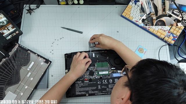 [분해] GIGABYTE AORUS 15P KD - 단단한 게이밍 노트북