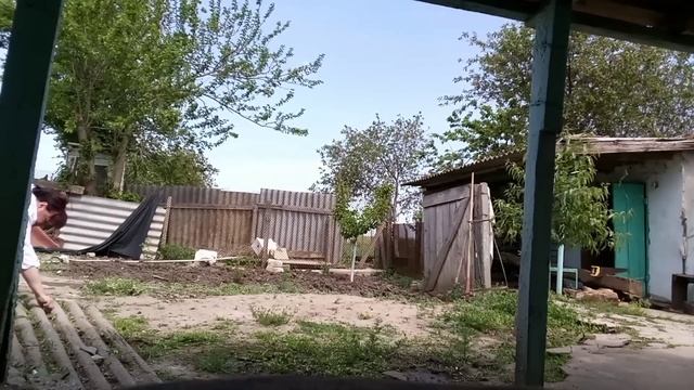 Уборка Территории ЗА Домом смотреть онлайн