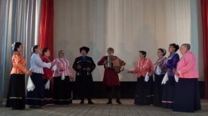 Народно фольклорно- этнографический коллектив " Терские казаки" с песней "И кумушки пьют"
