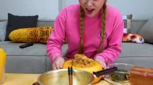 MUKBANG 하이유의 대왕 통치즈 치킨 스팸 신라면 볶음면 먹방! Giant Size Cheese FRIED CHICKEN AND FIRE NOODLES | HIU 하이유