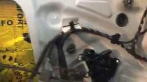 Раскрыть весь потенциал новых динамиков на Шкода Октавия поможет вибро-шумоизоляция дверей