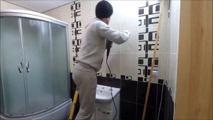 Установка умывальника с тумбой и зеркала в ванной комнате. Как установить кран и сифон