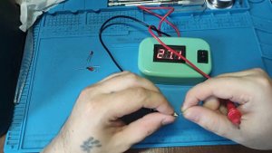 Прибор для проверки диодов, светодиодов, стабилитронов.