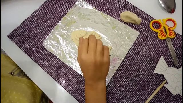 Делаем потрясающую золотую рыбку из соленого теста своими руками. смотреть онлайн