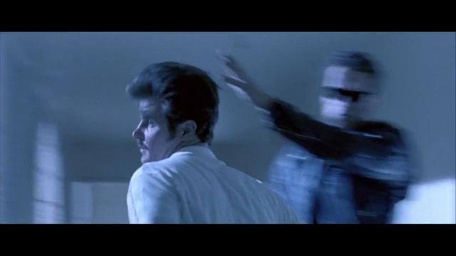 Терминатор 2. Сара встречает терминатора при побеге из больницы. смотреть онлайн