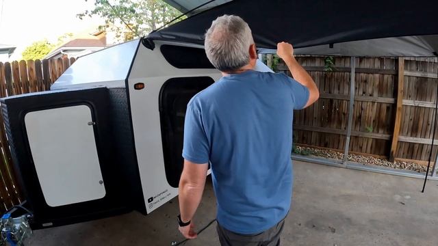 Escape the Ordinary: Why MoonShade is the Game-Changing Vehicle Awning