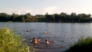 Купаемся на Западной Двине.