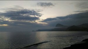 Релакс: море, тихий прибой и закат, смотреть и слушать