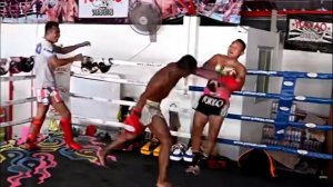 Буакав и Санчай, 2 легенды муай-тай.