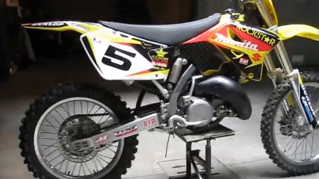 suzuki rm 125 valenti makita graphics 2010 смотреть онлайн