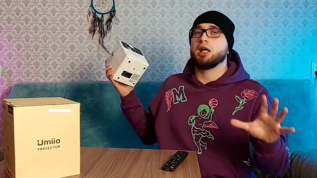 Недорогой проектор Umiio смотреть онлайн