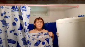 Первый раз принимаю ванну в новой квартире.🤣🤗🙊🛀