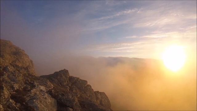 КРЫМ, РАССВЕТ НА ГОРЕ ИЛЬЯС КАЯ (ХРАМ СОЛНЦА)