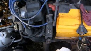 Замена прокладки клапанной крышки и сальников свечных колодцев на Nissan primera p10 2.0 slx