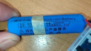 Что внутри зарядки от беспроводных наушников