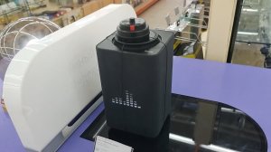 АЛИСА ВКЛЮЧИЛА ГИМН ТВИЧА В ТЦ АХАХАХАХА