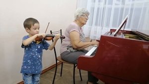 Е Тиличеева Качели.  Польская нар. песня Танцевать два миши вышли