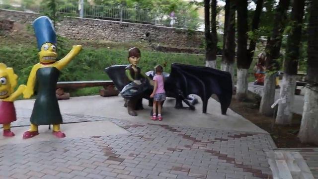 Путешествие среди любимых мультиков! Бахчисарайский парк миниатюр. Крым. смотреть онлайн