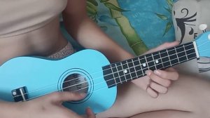Лёгкая мелодия для новичков на укулеле.