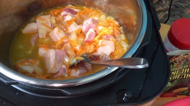 Вкусно и быстро приготовить на ужин картошку с мясом... проще рецепта и быть не может, надо только. смотреть онлайн