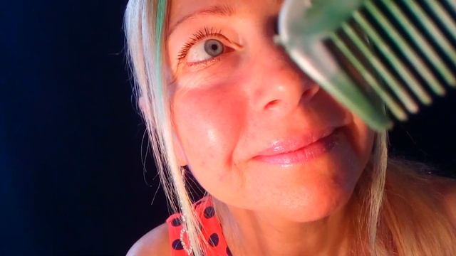 АСМР\ASMR.Парикмахер делает стрижку волос.Тихий голос.Персональное внимание.