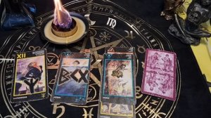 ЧТО ОН ДУМАЕТ О ВАШЕЙ КРАСОТЕ? ТАРО