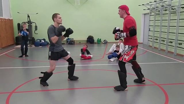 Как отработать уклоны с контратакой динамично и не скучно смотреть онлайн