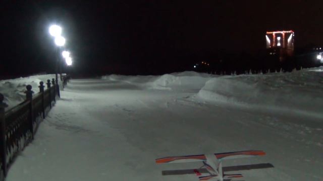 Ночные полеты в сложных метеоусловиях и ограниченном пространстве смотреть онлайн