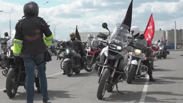 Пушкинские "Ночные Волки" открыли мотосезон!