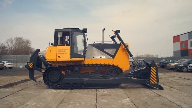 Бульдозер для планировки территории под застройку: обзор серийного бульдозера Б10М от ЧЗПТ смотреть онлайн