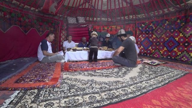 Кровь кочевника. Заготовка курута на зиму. Жизнь ЮРТЫ. смотреть онлайн