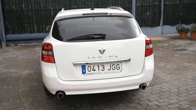 Renault Laguna RENAULT Laguna G.Tour Limited 2.0 Energy DCi 130 eco2 año 2015. смотреть онлайн
