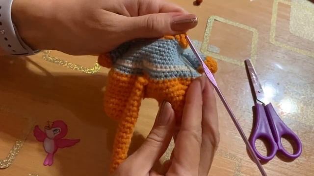 Тигрёнок в свитере крючком. МК смотреть онлайн