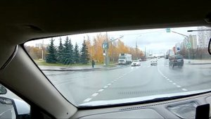 Поворот налево с Дмитрия Донского на Ратную (от Старобитцевской)