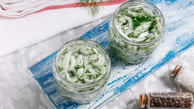 Маринованный лук для салата