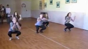 выступает танцевальный коллектив Мераж, танец Хей мистер полисмен