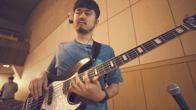 온 땅의 주인 - CCM COVER [ Bass 정진웅 ] смотреть онлайн