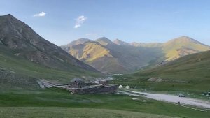 КЫРГЫЗСТАН. ДРЕВНИЙ ТАШ-РАБАТ. КРАСИВЕЙШАЯ ПРИРОДА. ГОРЫ. ОБЗОР НА ГОСТИНИЦУ В НАРЫНЕ