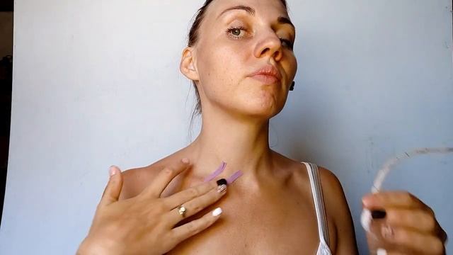Тейпирование зоны декольте