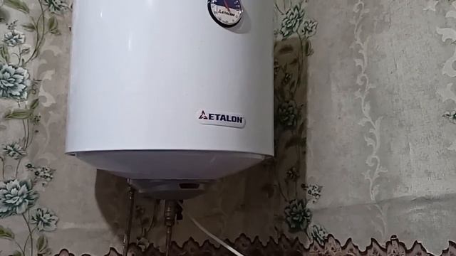 Распаковка — Накопительный водонагреватель Etalon ER 50 V