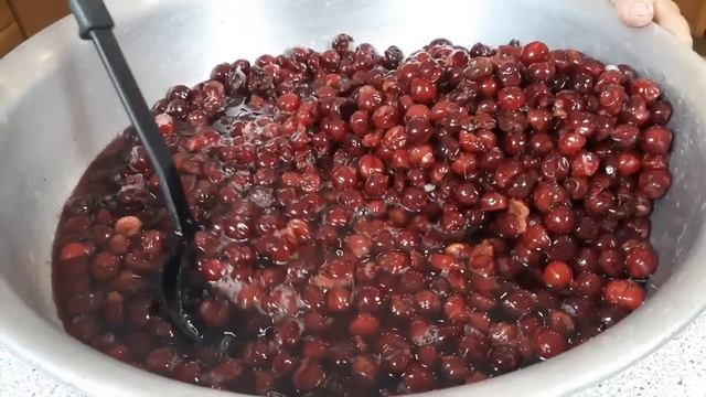 БЫСТРАЯ ЗАГОТОВКА ВИШНИ НА ЗИМУ. Заготовки на зиму. Мой опыт. смотреть онлайн