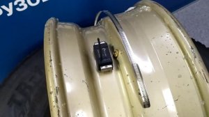 Установка колесного модуля EVA PRO S2 (TPMS датчика давления для грузовых шин) на диск