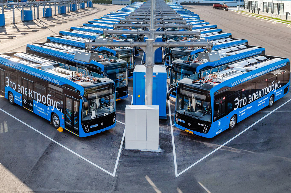 Собянин: Москва в 2024 году получит еще 800 электробусов / События на ТВЦ